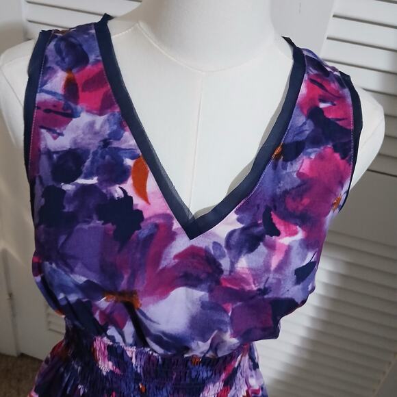 Simply Vera Vera Wang SP Sleeveless Fit-n-Flare V Neck Floral dress Knee-Length - Picture 4 of 15